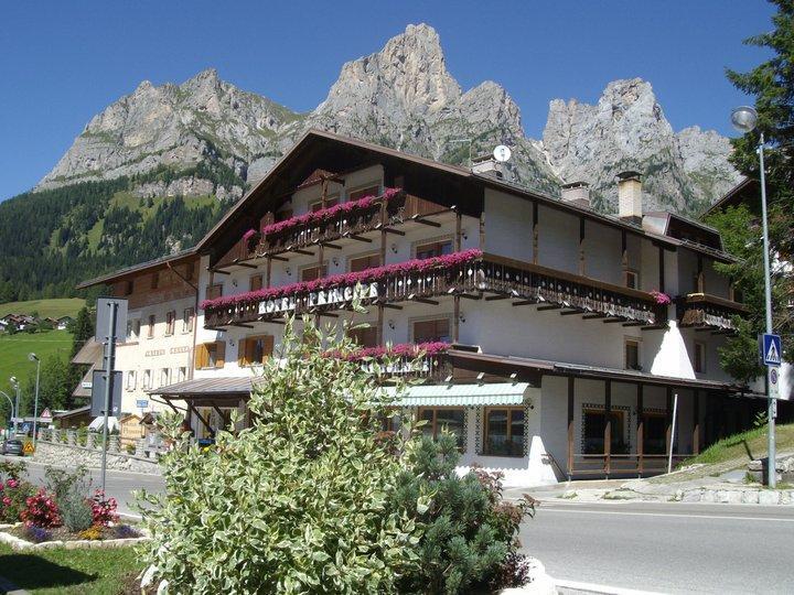 ¿Cuáles son los mejores hoteles cerca de Museo Vittorino Cazzetta? Selva di Cadore Exterior foto